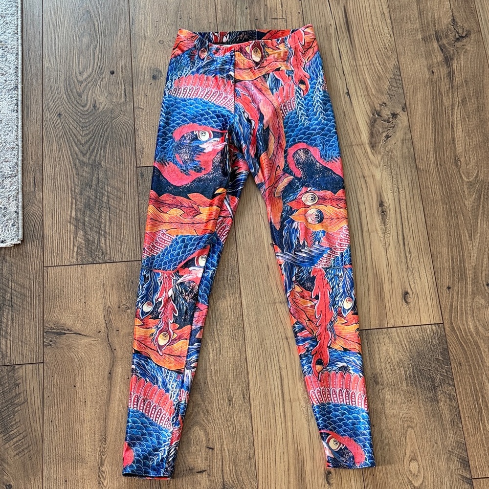 Blackmilk phoenix leggings S like new Rare